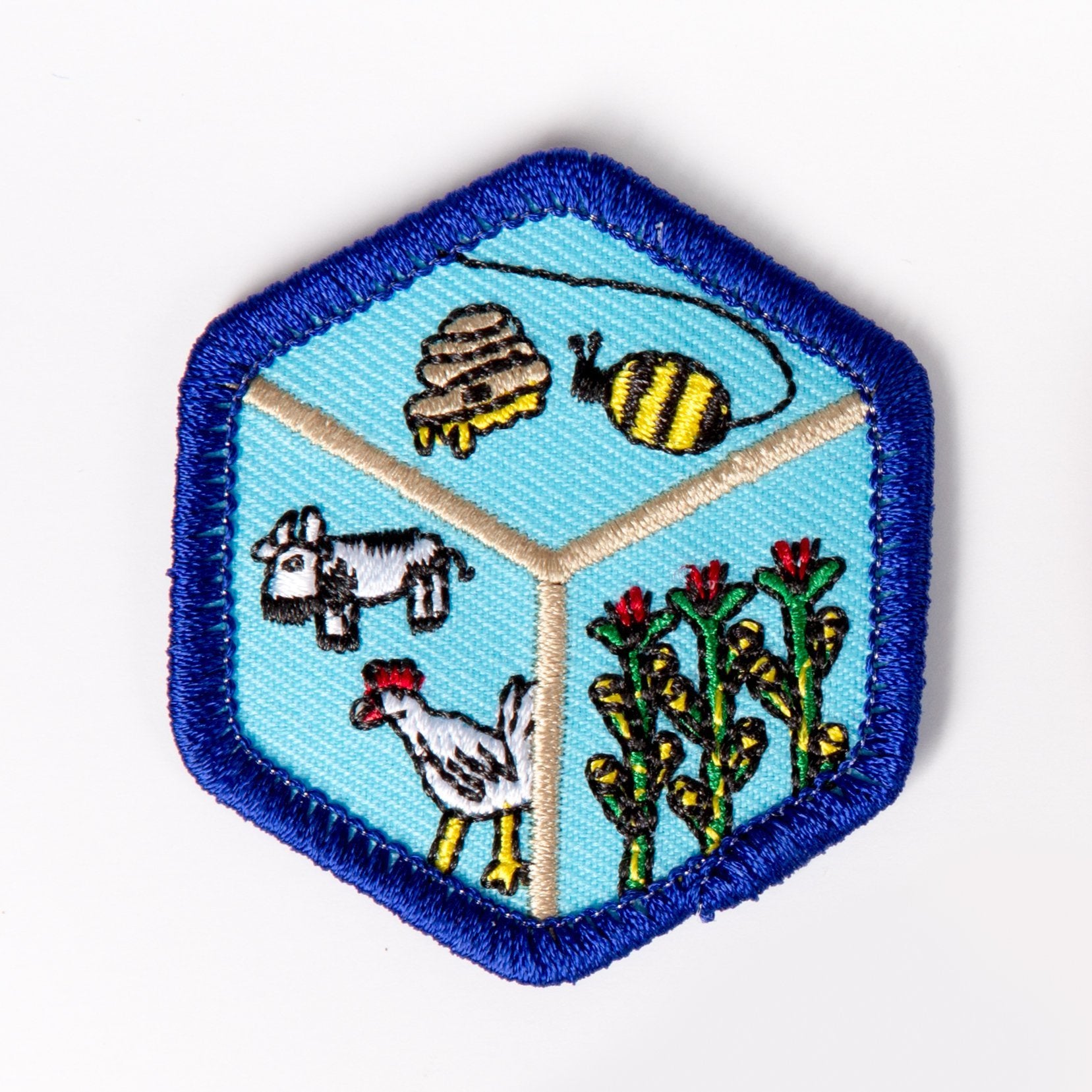 Sustainable Living Badge Blue-Th 4140 Badges